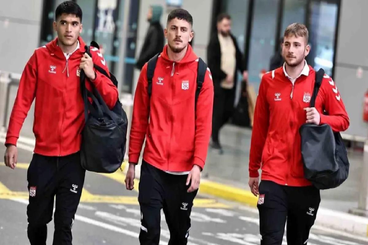 Sivasspor İstanbul’a Ulaştı