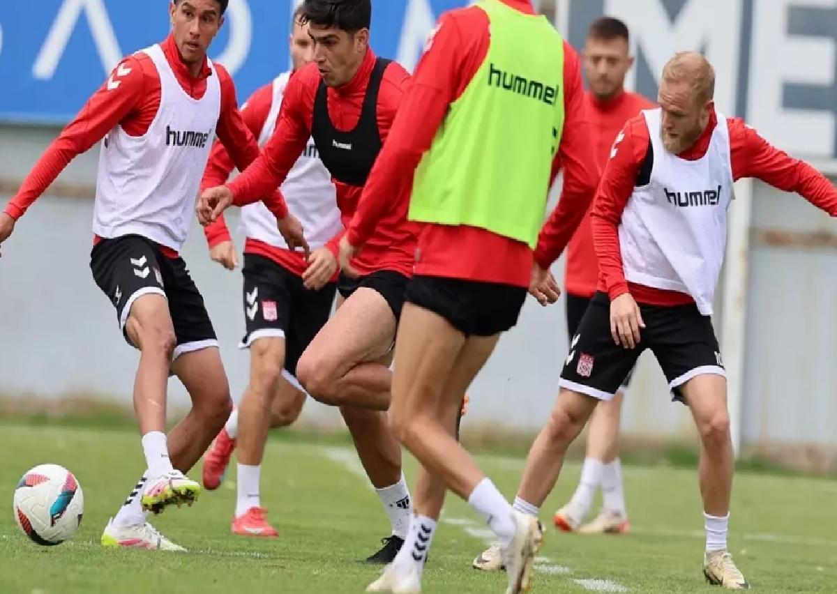 Sivasspor Samsunspor Maçına Hazırlanıyor