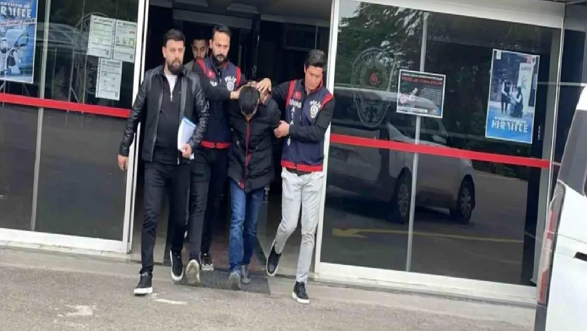 Sivas’ta Kardeş Katili Adliyeye Sevk Edildi