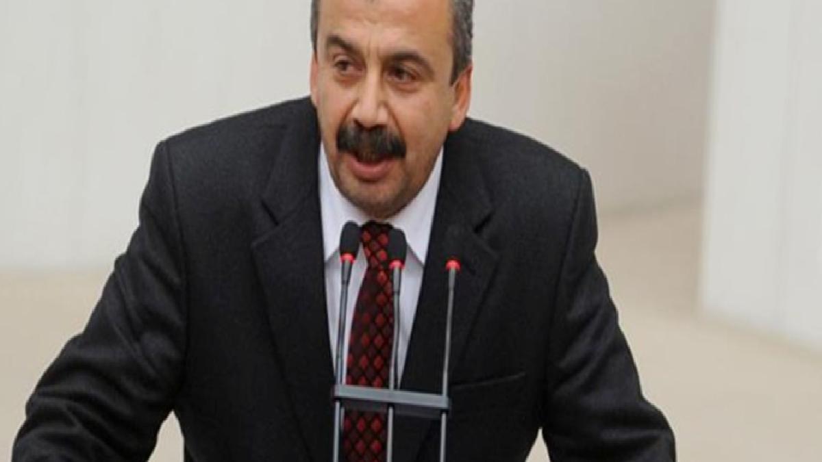 Siyasilerden Sırrı Süreyya Önder için başsağlığı mesajları