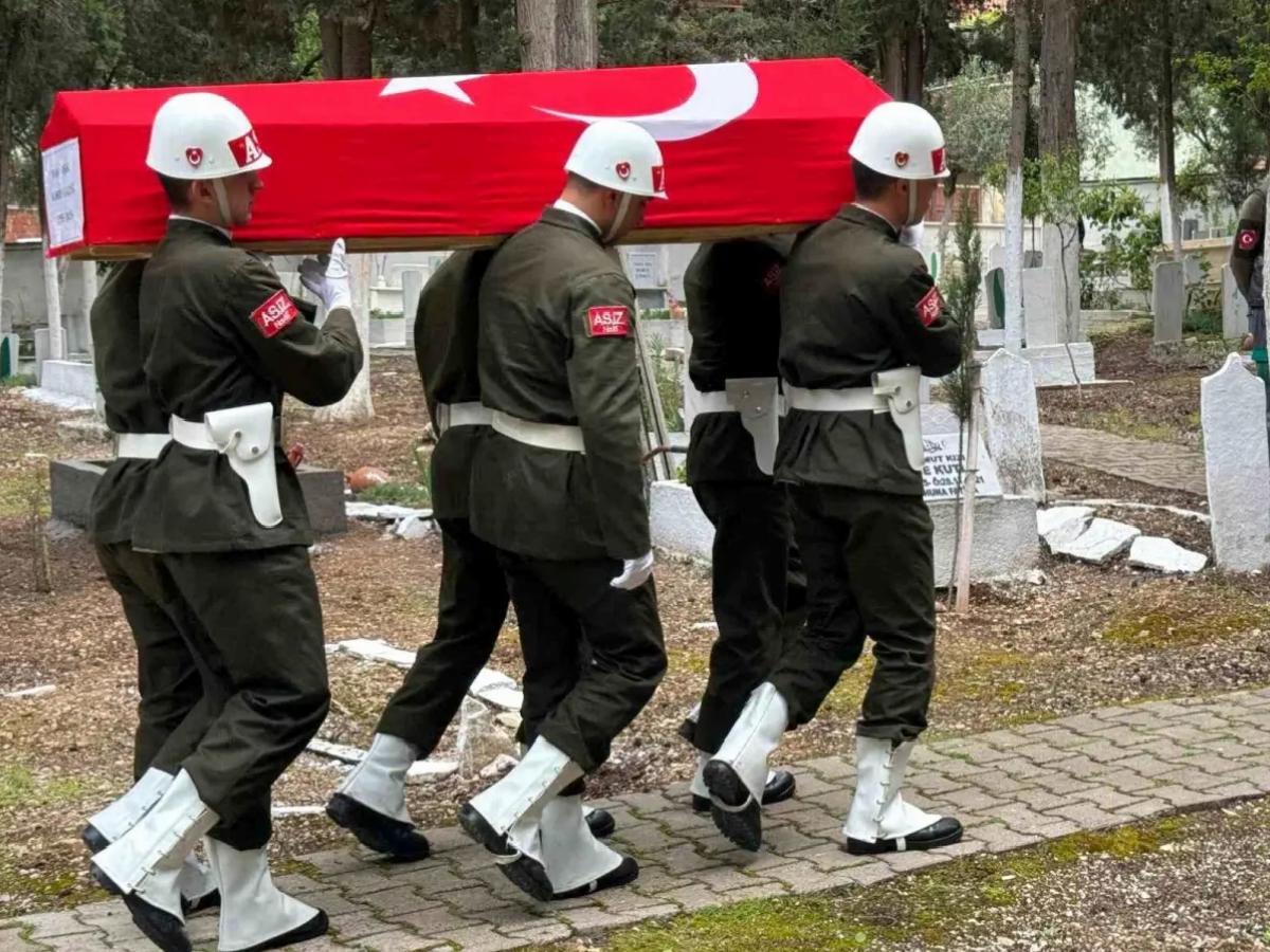 Soma’da Gazi Hasan Hüseyin Işık Son Yolculuğuna Uğurlandı