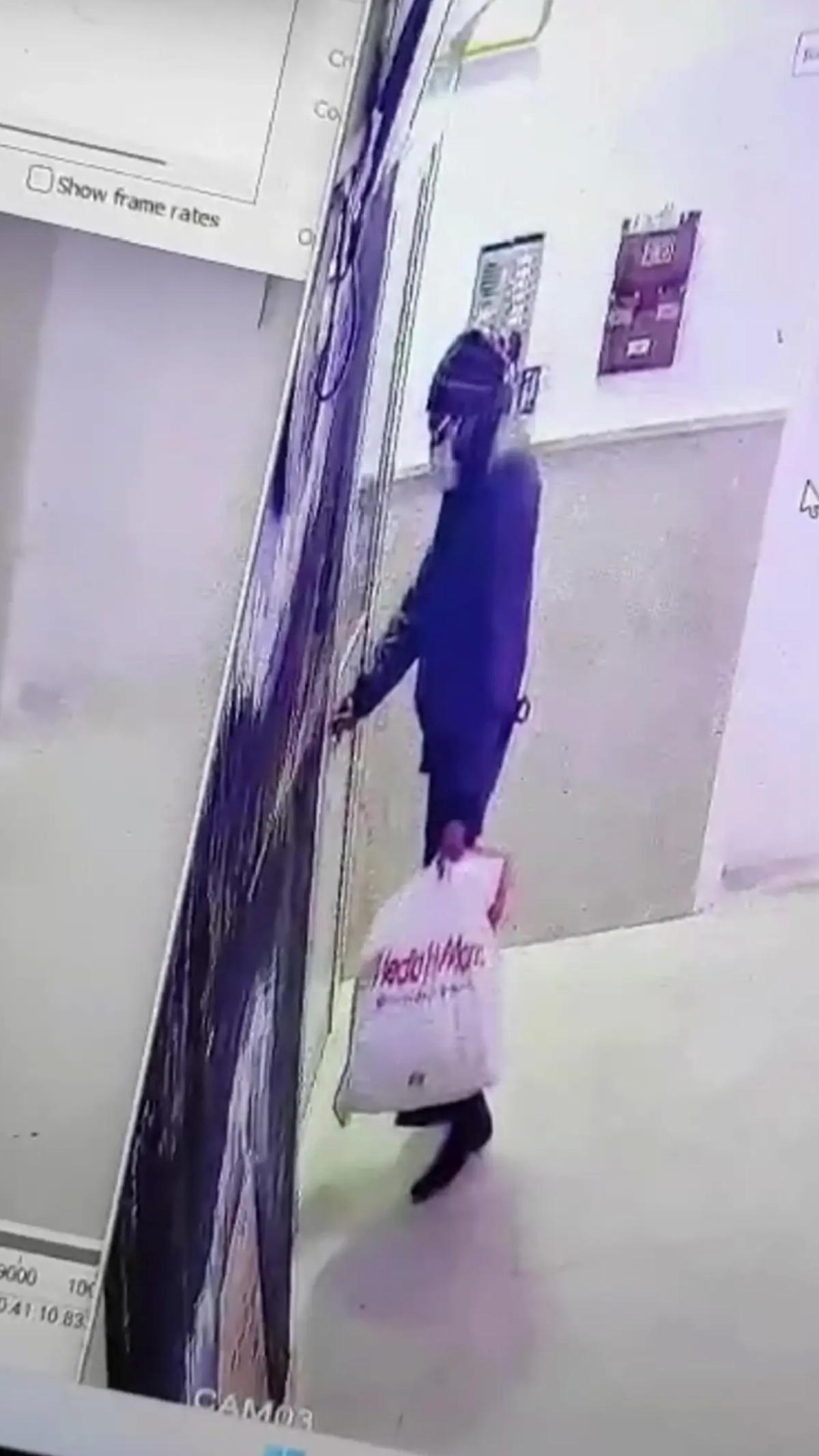 Şüphelinin Apartmana Girişi Kamerada