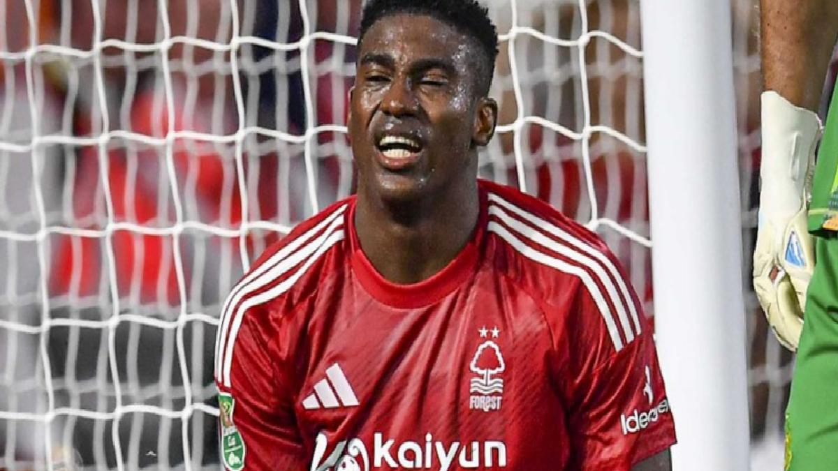 Taiwo Awoniyi, yapay komaya alındı