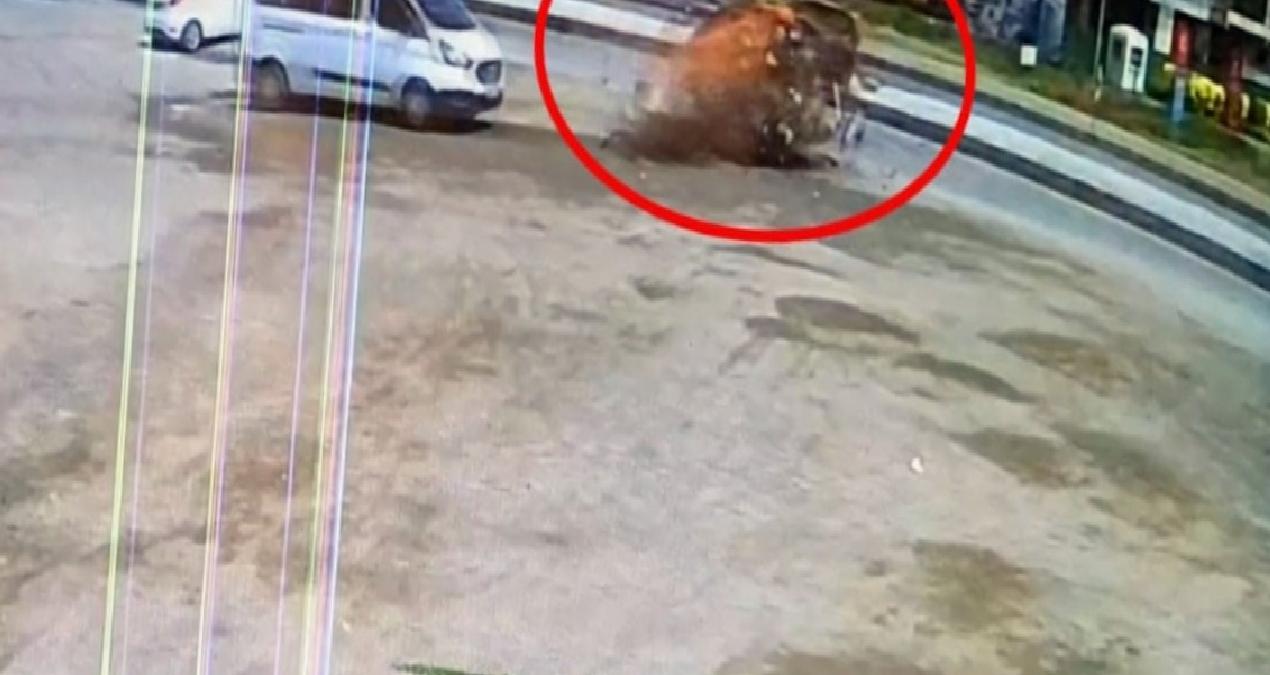Taksi beton bariyere çarptı; 2 kişi yaralandı