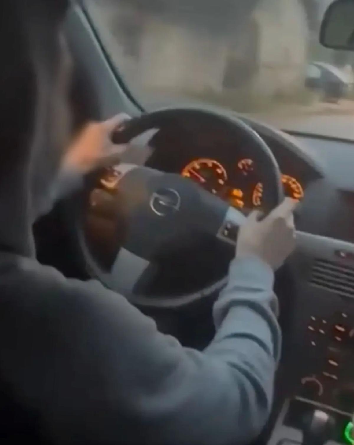 Taksici Suçüstü Anlarını Kaydetti