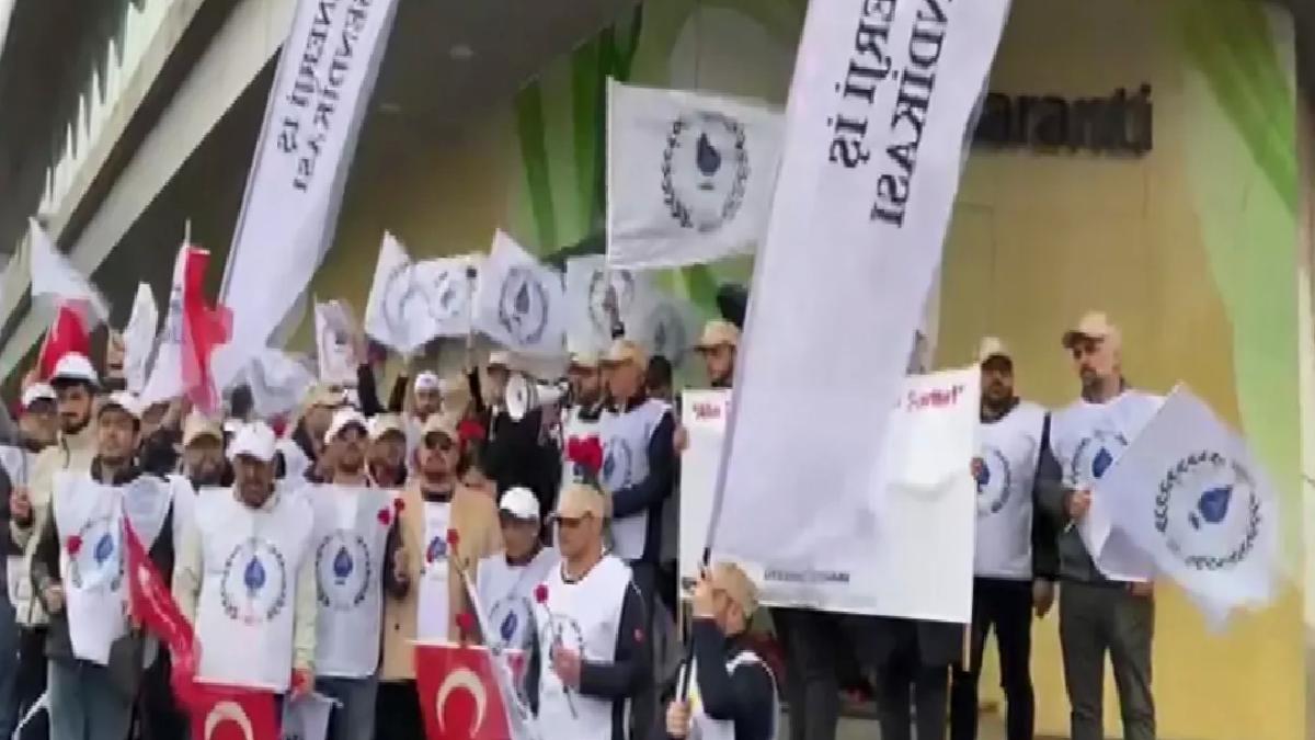 Taksim’de 1 Mayıs Çelenk Töreni