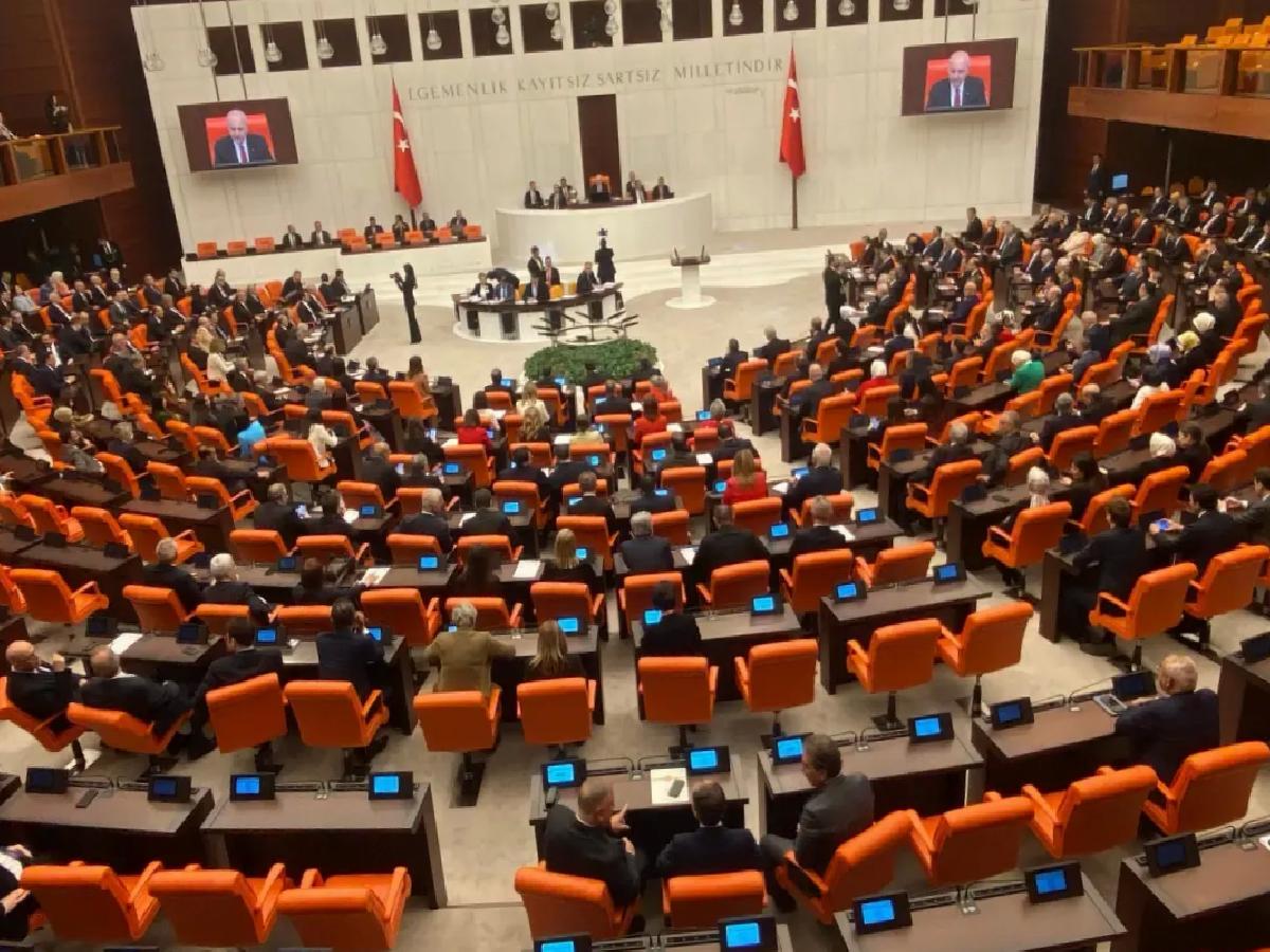 TBMM’de PKK’nın Silah Bırakma Kararı Görüşüldü