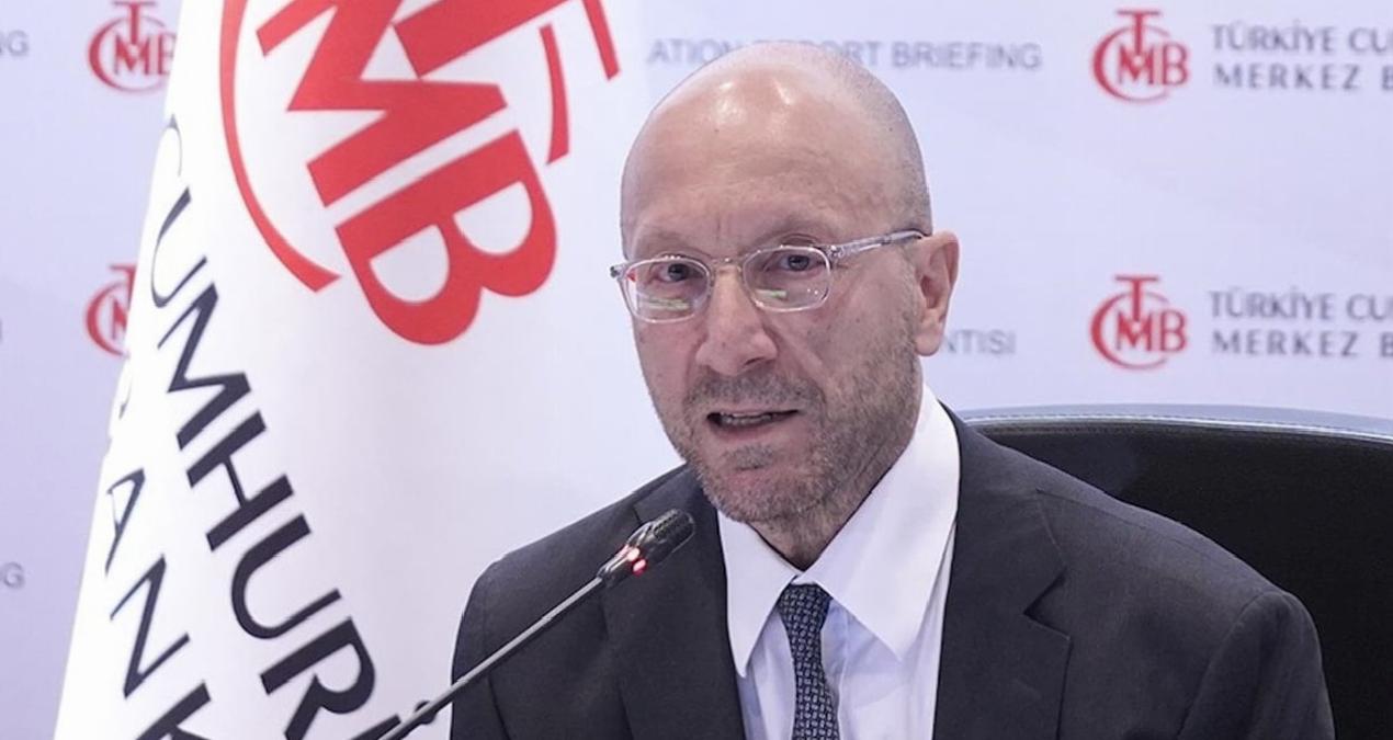 TCMB Başkan Yardımcısı Cevdet Akçay’dan kritik açıklama: Bizi ne kadar az ciddiye alırlarsa, o kadar sıkı durmak zorunda kalacağız