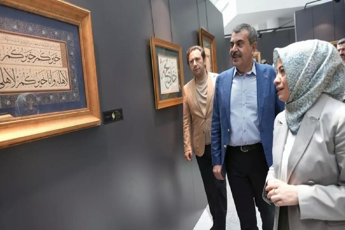 Tekin’den İslam Sanatları Fuarı’na Ziyaret