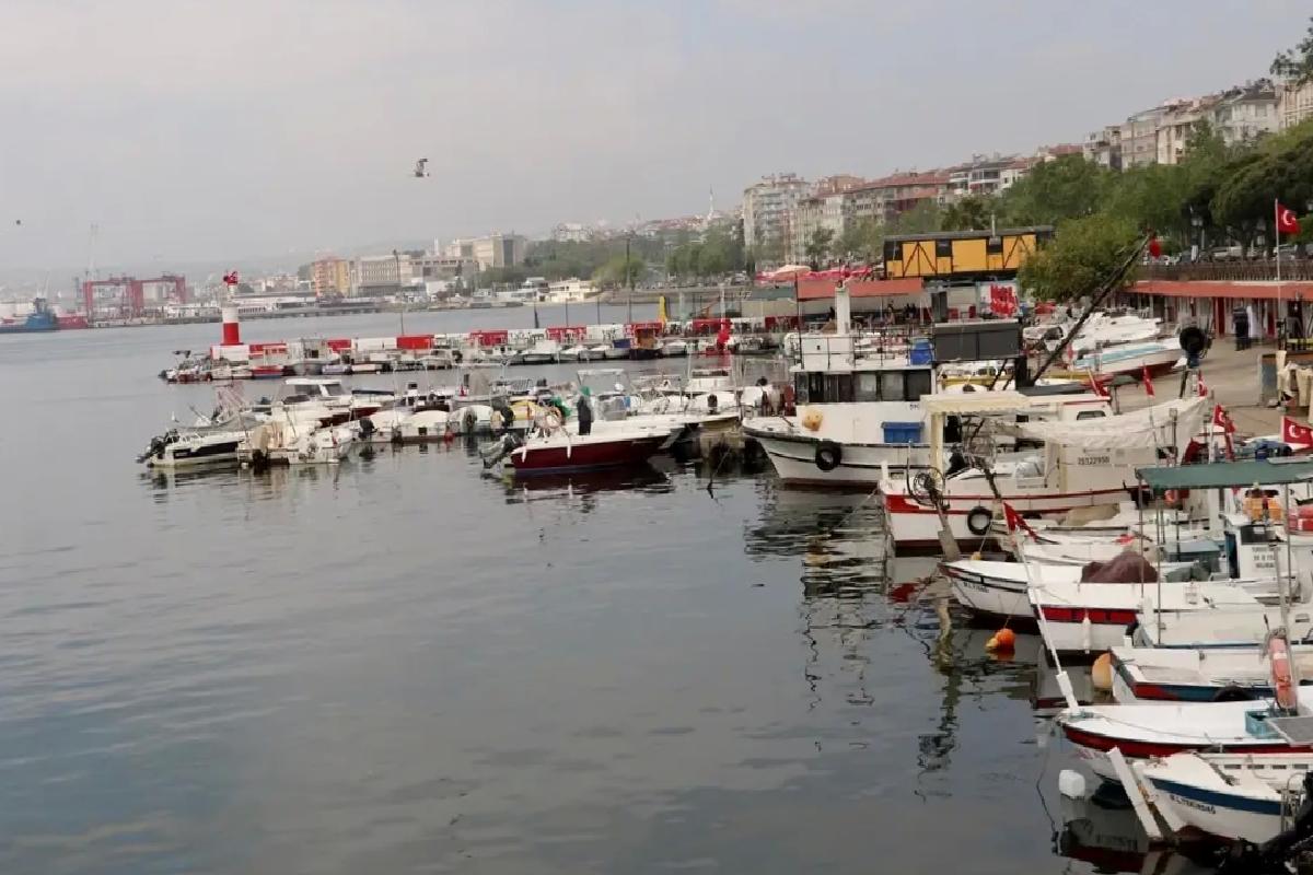Tekirdağ’da Poyraz Geçti, Deniz Ulaşımı Normale Döndü