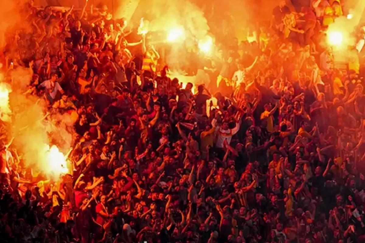 Tesisleri bile gezdi! Galatasaray, bir dünya yıldızına daha formayı giydiriyor