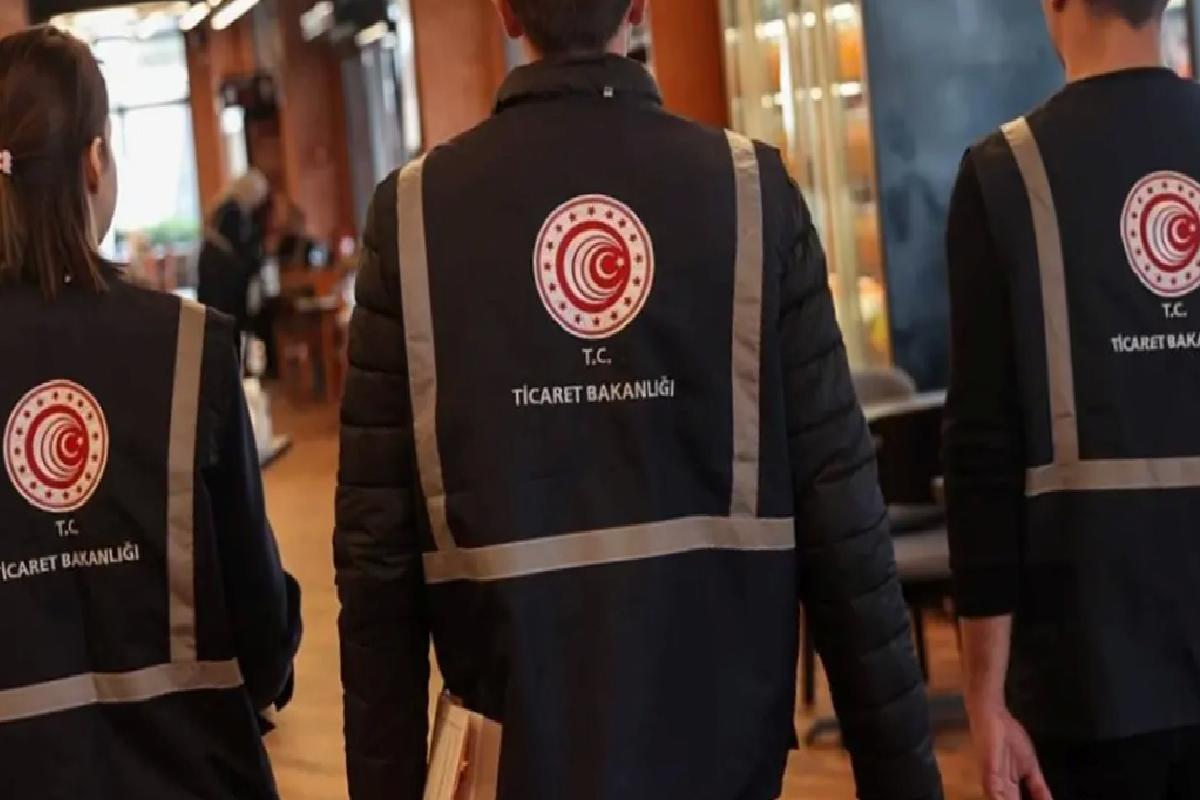 Ticaret Bakanlığı’ndan Güvensiz Ürün Uyarısı: Katlanabilir Masa ve Tabure Satışı Yasaklandı