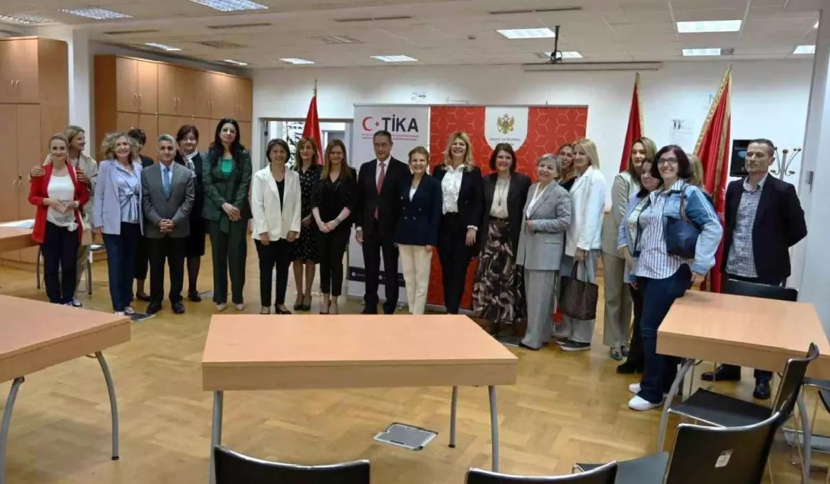 TİKA’dan Karadağ’a Ofis Mobilyası Desteği