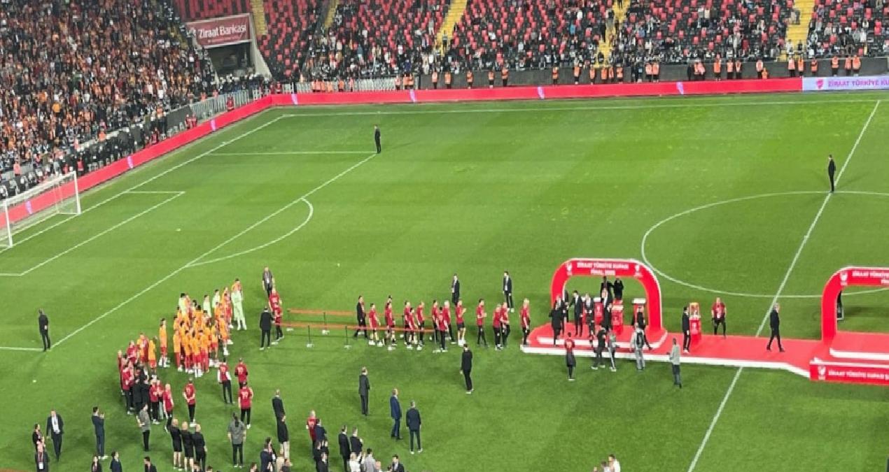 Trabzonspor madalya almaya çıkmadı