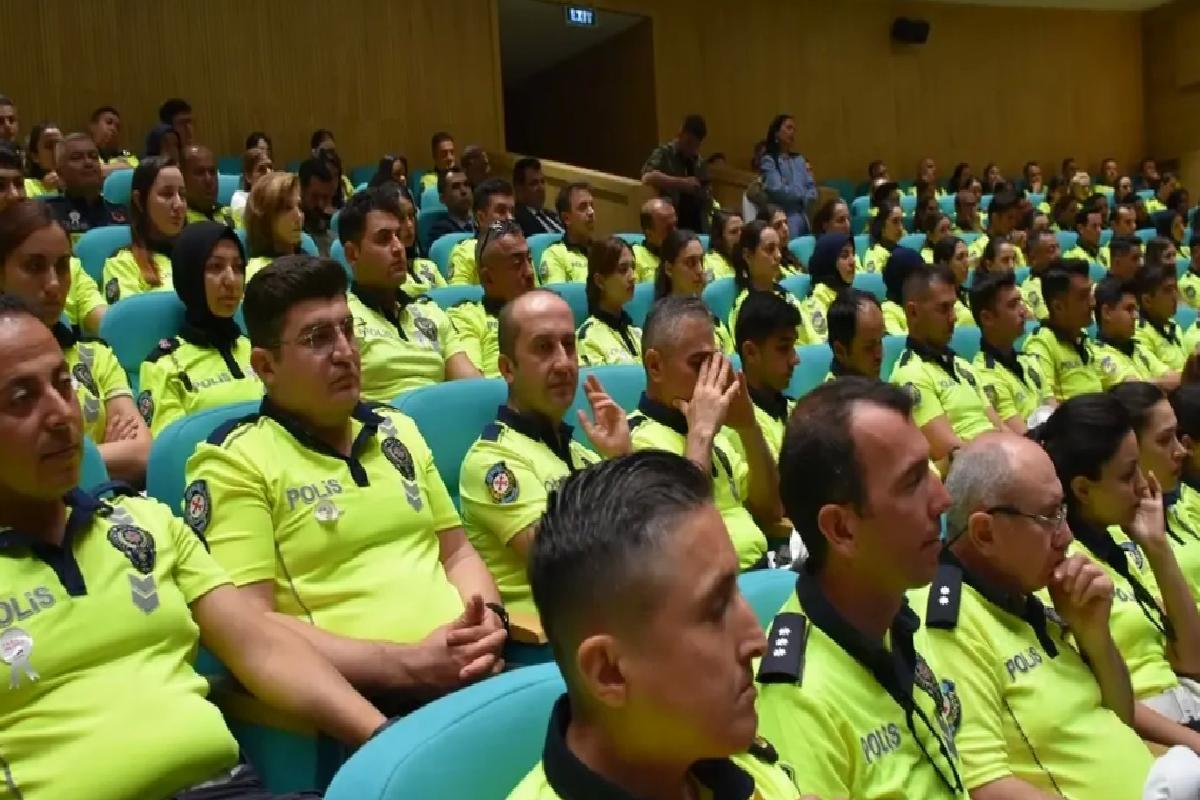 Trafik Güvenliği Haftası İzmir’de Kutlandı