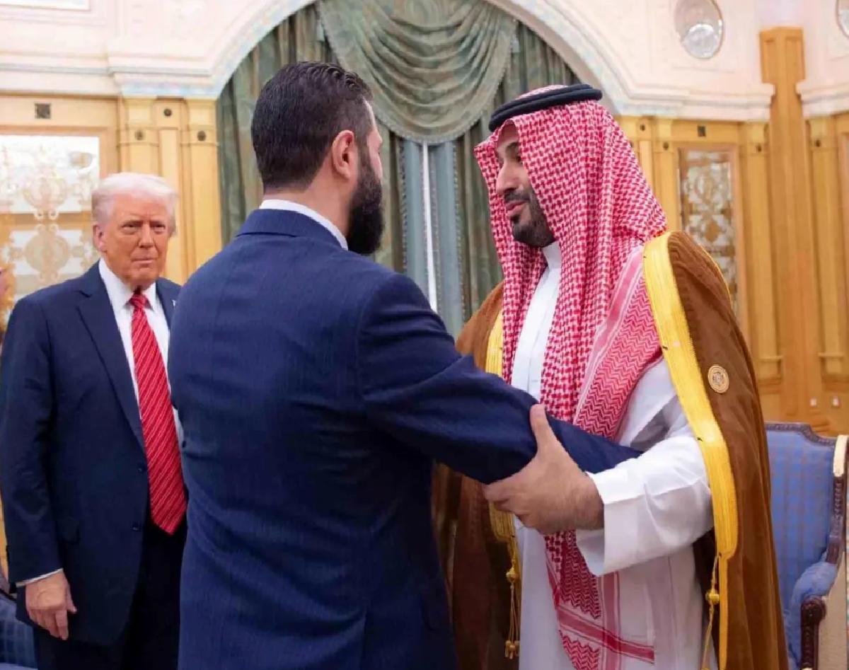 Trump, Riyad’da eş-Şara ile görüştü