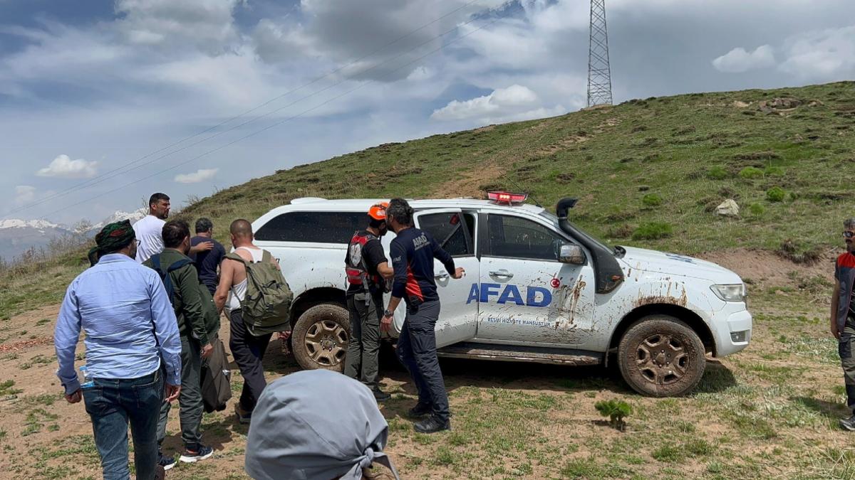 Tunceli’de dağda mantar toplarken kayadan düştü