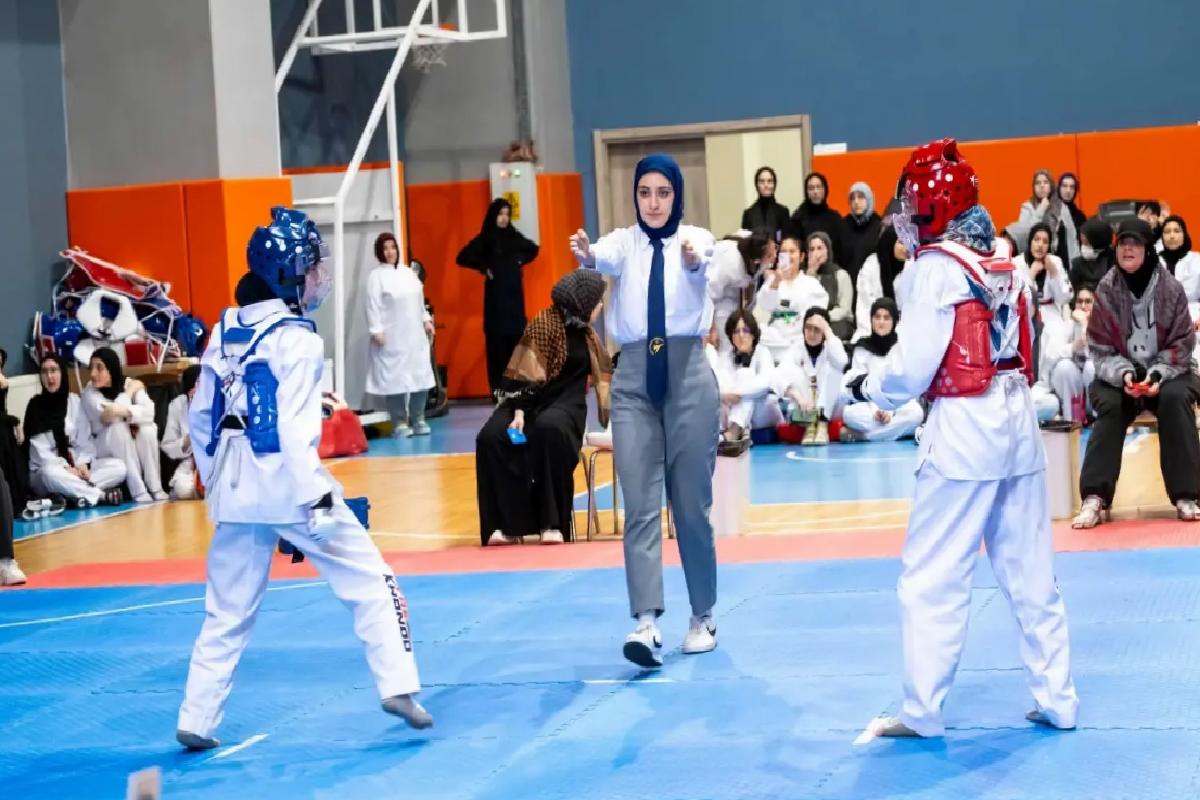 TÜRGEV Ortaöğretim Yurtları Arası Teakwondo Turnuvası Heyecanı