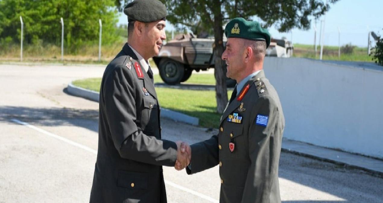 Türk ve Yunan generaller sınırda buluştu