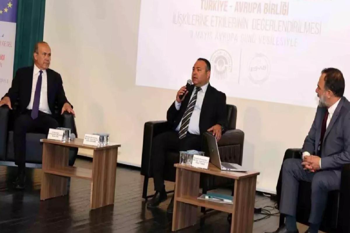 Türkiye-Avrupa Birliği İlişkileri Paneli Eskişehir’de Gerçekleştirildi