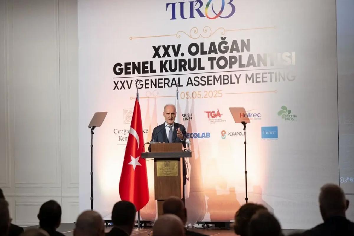 TÜROB Genel Kurulu’nda Müberra Eresin yeniden başkan seçildi