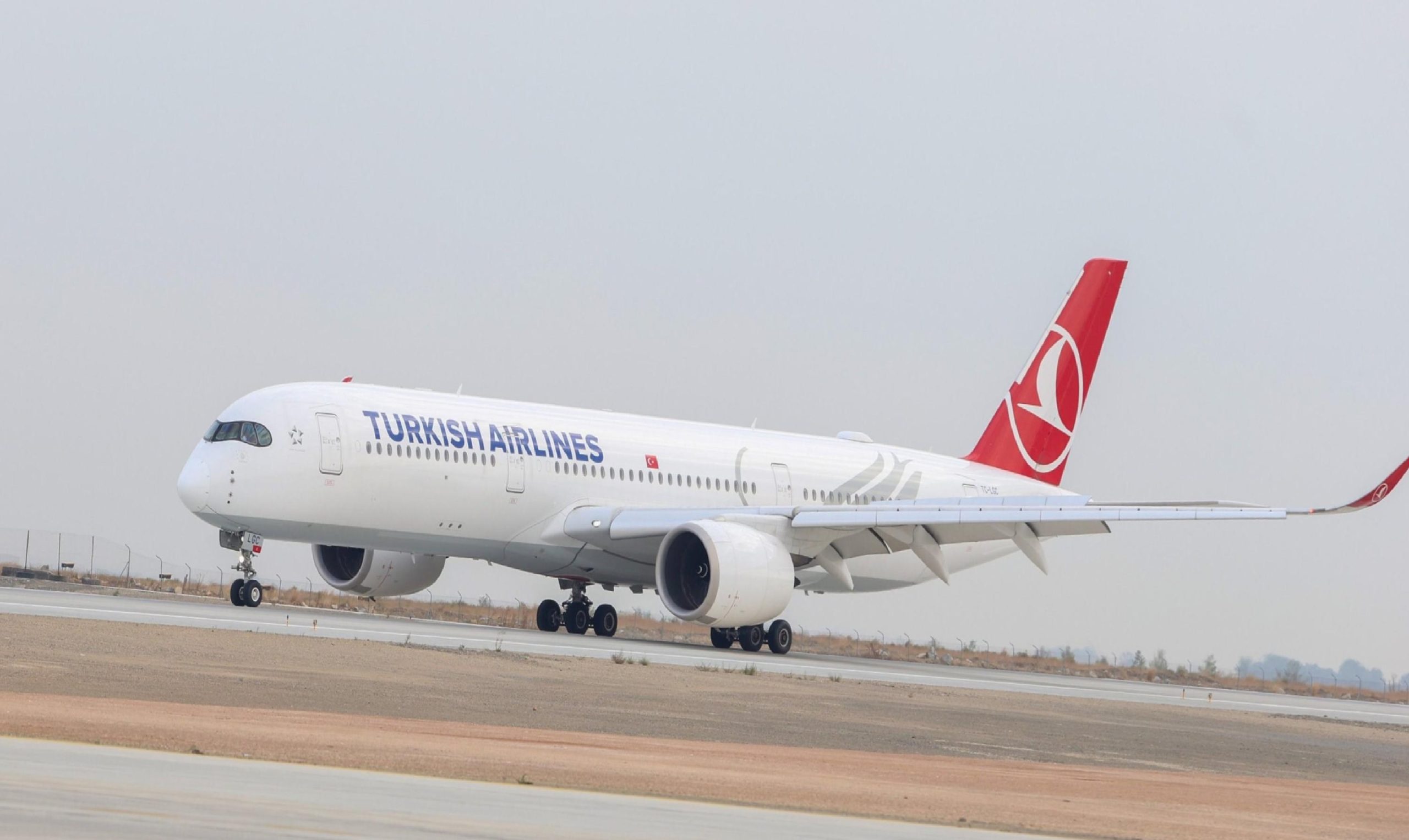 Uçaklarda kemer ikaz ışığı sönmeden ayağa kalkanlara para cezası uygulanacak