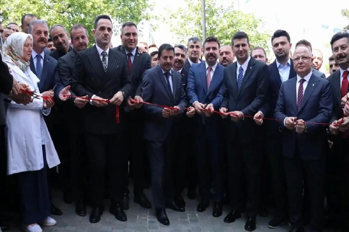 Ülkü Ocakları’nın Yeni Binaya Kavuştu