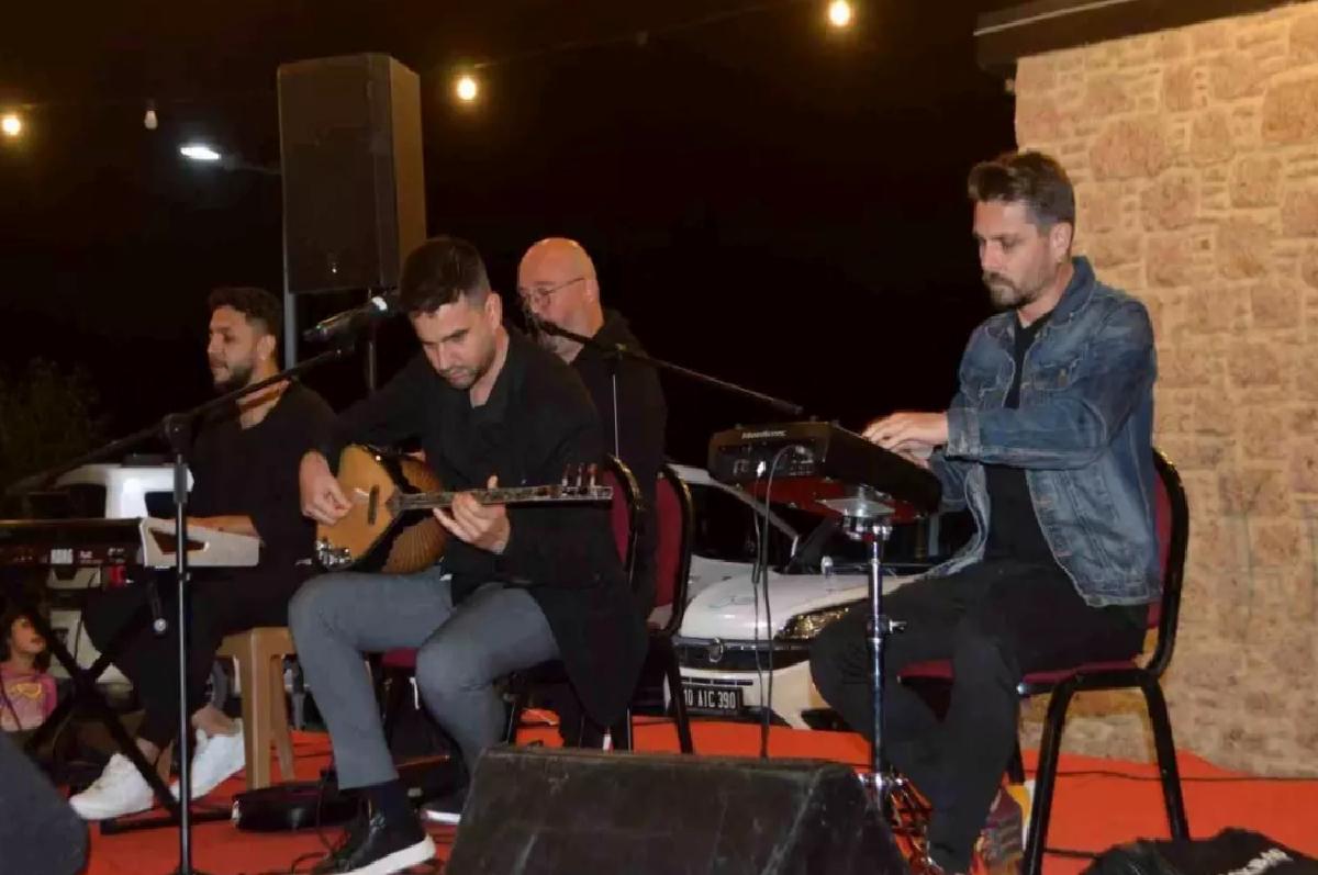 Ulubeyler Pehlivan Güreşleri Öncesi Türk Halk Müziği Konseri Yoğun İlgi Gördü