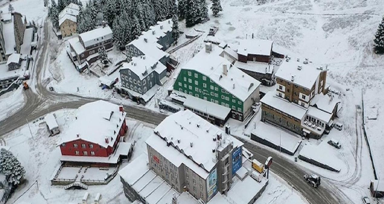 Uludağ’a mayıs ayında kar yağdı