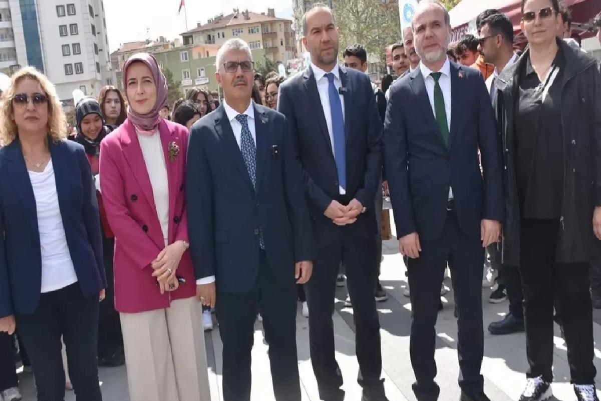 Üniversite Tanıtım Fuarı Niğde’de