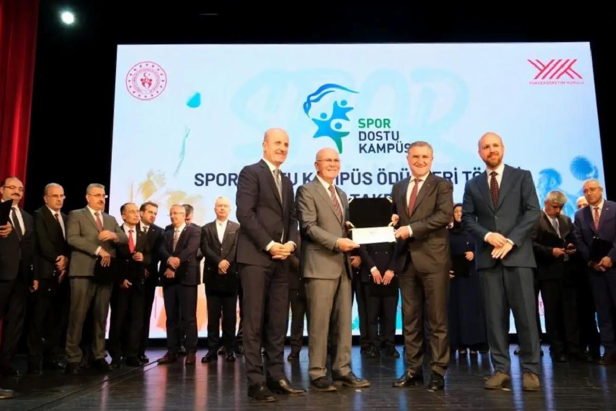 Uşak Üniversitesinin ‘Spor Dostu Kampüs’ projesine YÖK’ten ödül