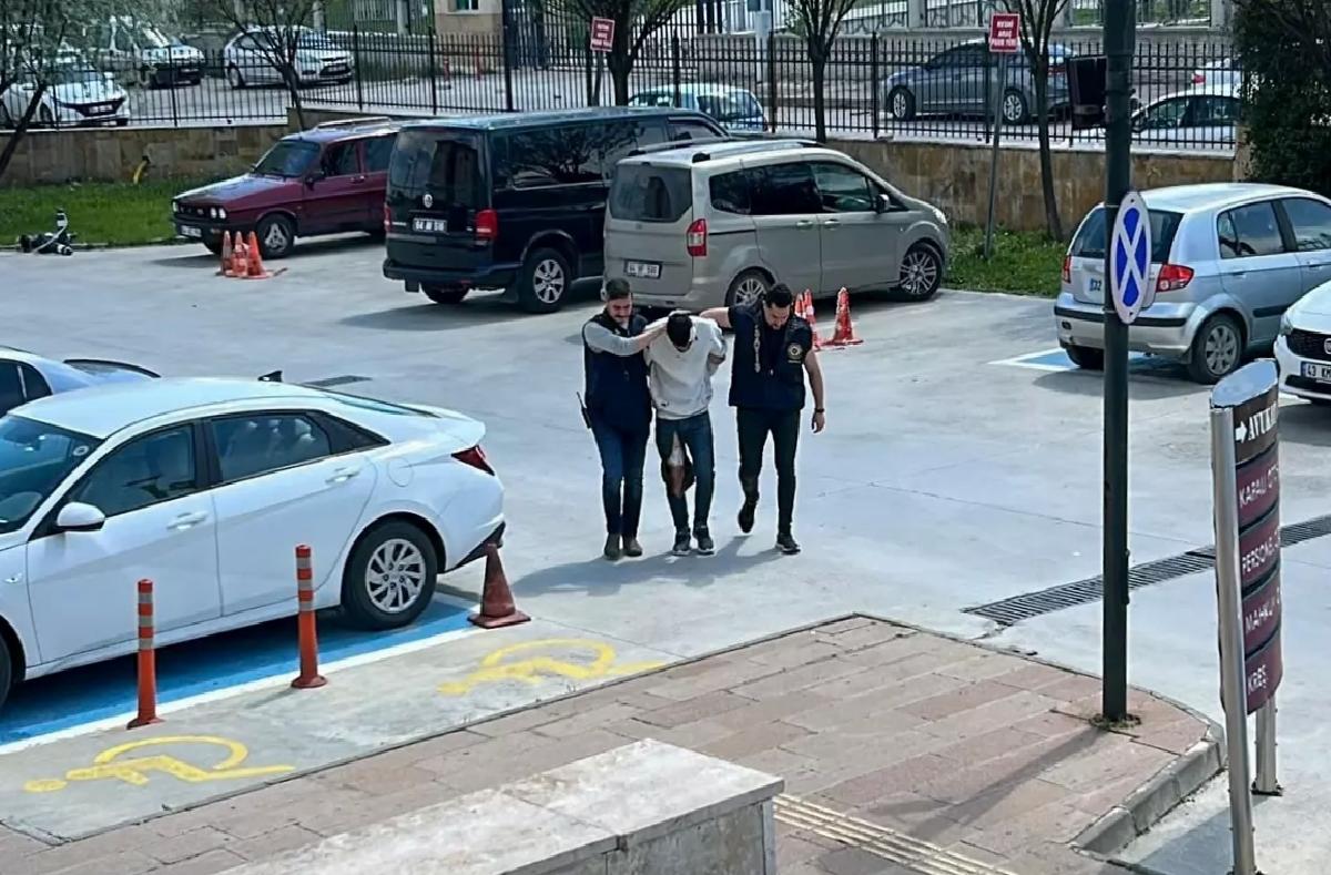 Uşak’ta Bıçaklı Kavga: 1 Ölü, 1 Tutuklu