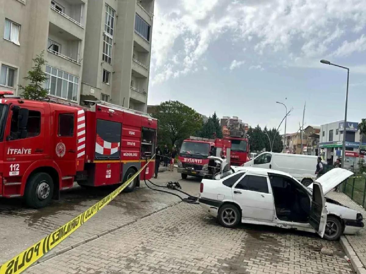 Uşak’ta Koca Evi ve Araçları Yaktı