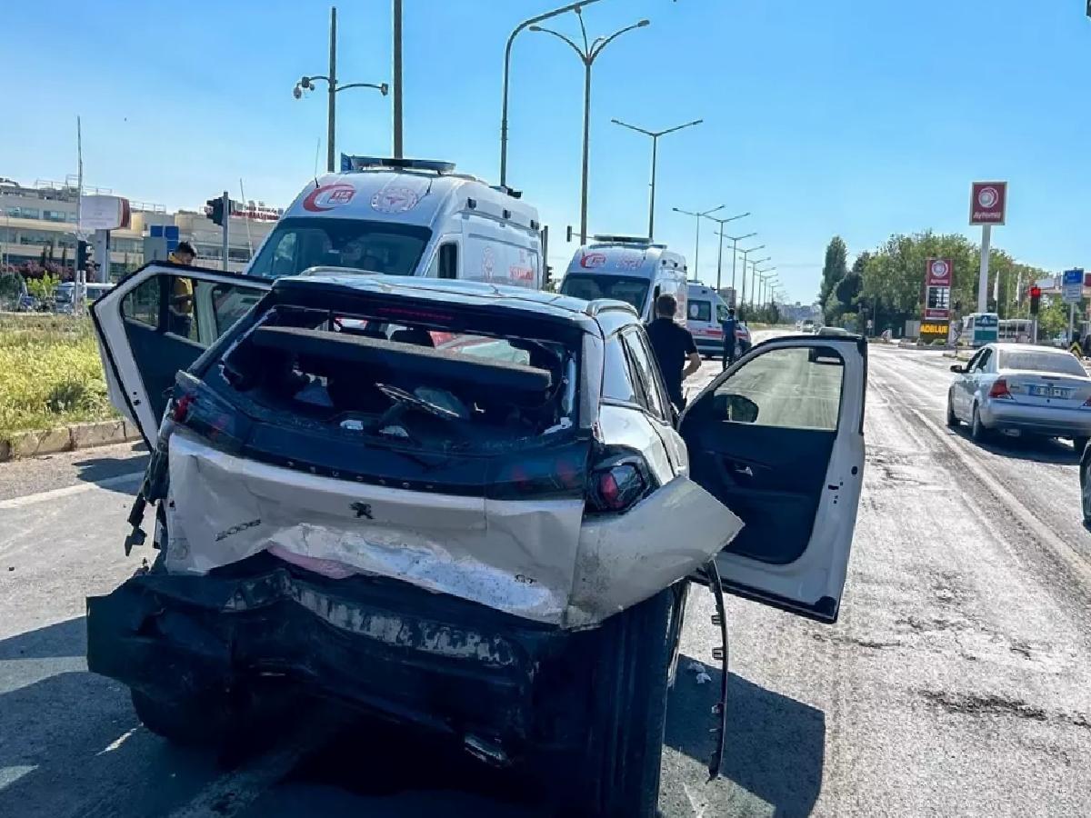 Uşak’ta Zincirleme Trafik Kazası