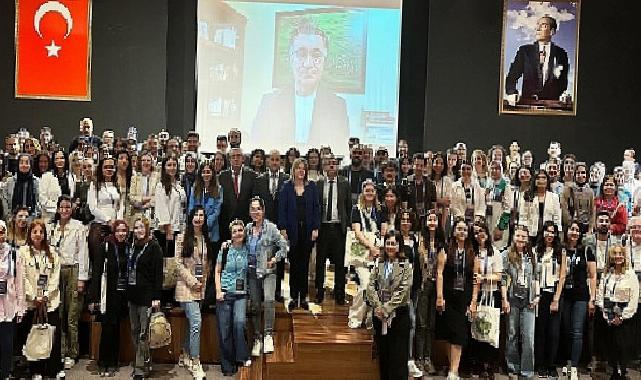 Uzmanından Sosyal Medya Uyarısı: Normal Duygu Döngüsünü Bozuyor