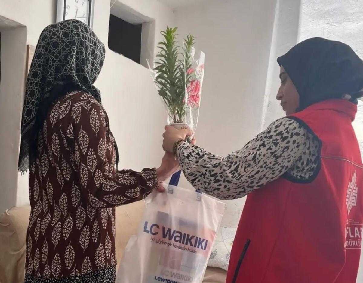 Vakıf Haftası’nda Anneler Günü Kutlaması