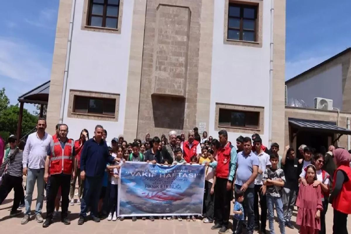 Vakıf Haftası’nda çocuklara gezi