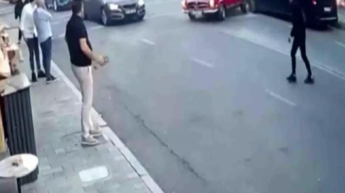 Vale Kazası: Klasik Araç Diğer Araca Çarptı