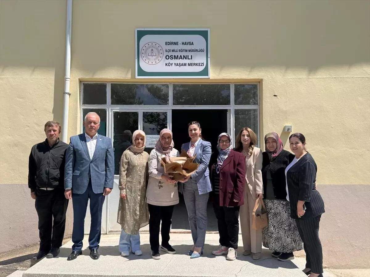 Vali Eşinden Kadın Kooperatiflerine Ziyaret