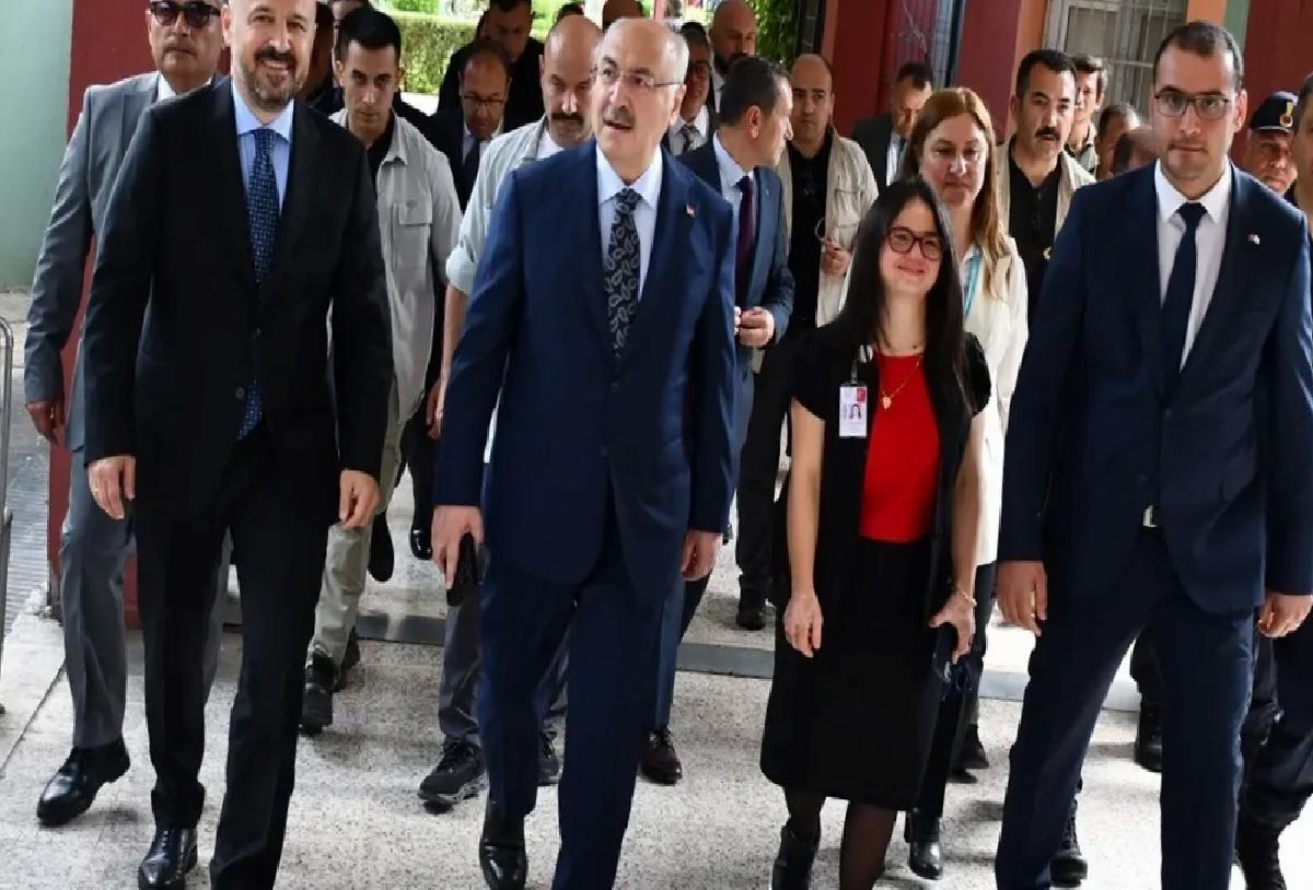 Vali Köşger Ruh Sağlığı Hastanesini Ziyaret Etti
