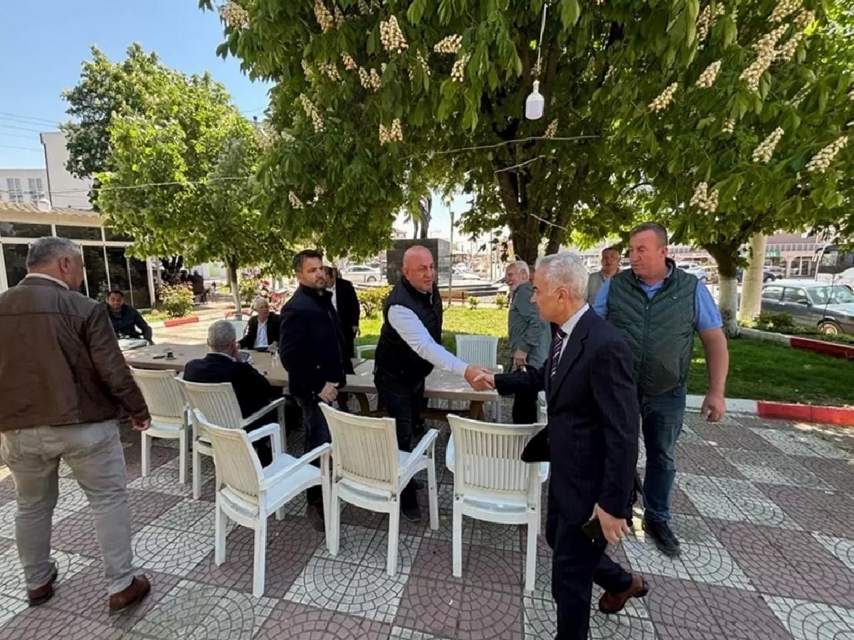 Vali Turan Kavaklı’da Vatandaşlarla Buluştu
