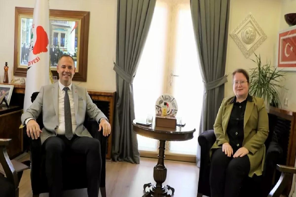 Vali Turan’dan Başarılı Spoculara Destek