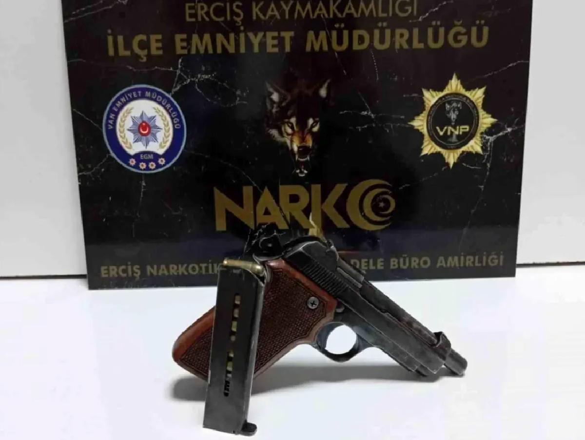 Van’da Kaçakçılık Operasyonu: Çok Sayıda Malzeme Ele Geçirildi