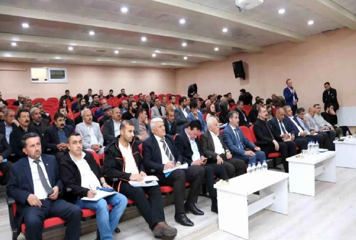 Van’da Muhtarlarla Sorunlar ve Çözüm Yolları Tartışıldı