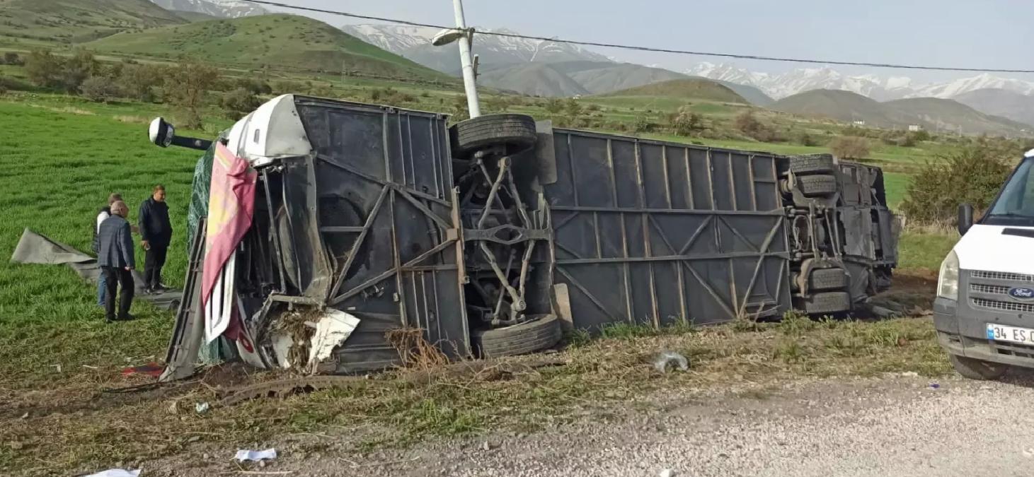 Van’da Otobüs Kazası: 28 Yaralı