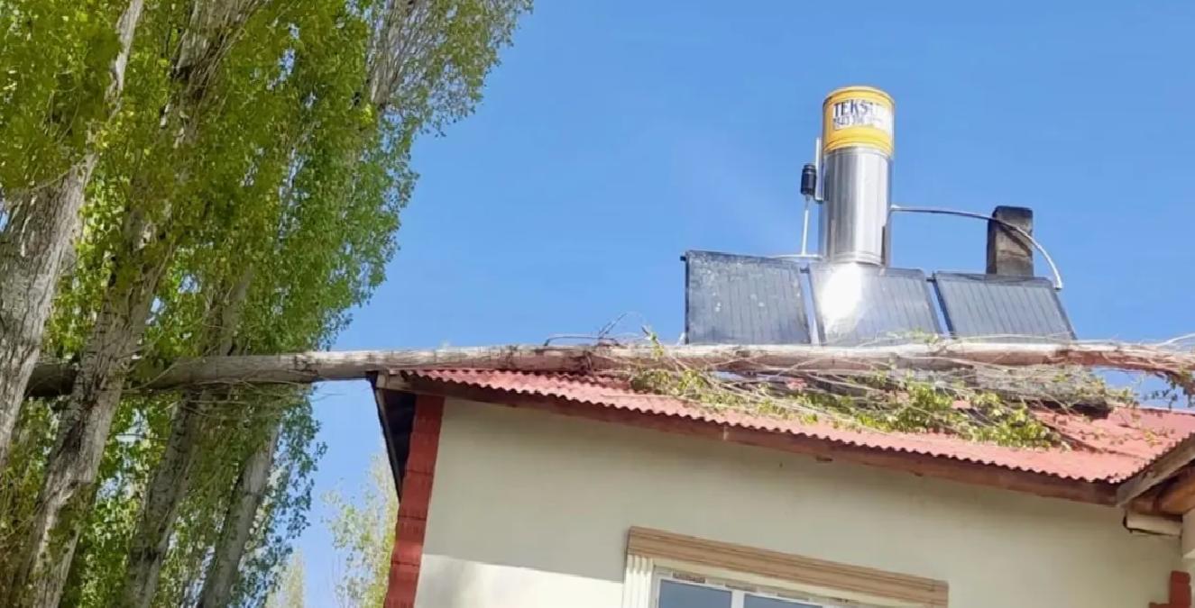 Van’da Rüzgar Zararı Temizlendi