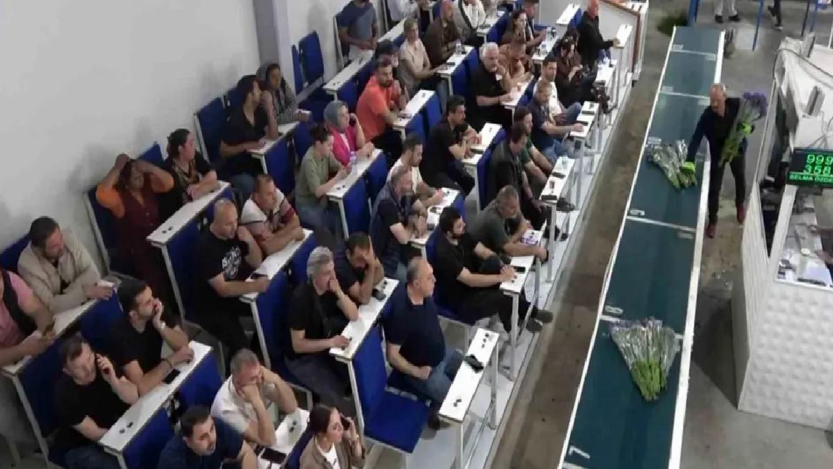 Yalova’da Anneler Günü Mezadı Hareketli