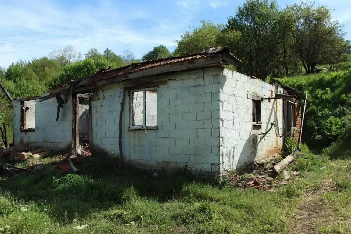 Yardımsever Komşu, Evsiz Kalan Engeliyi Kurtardı