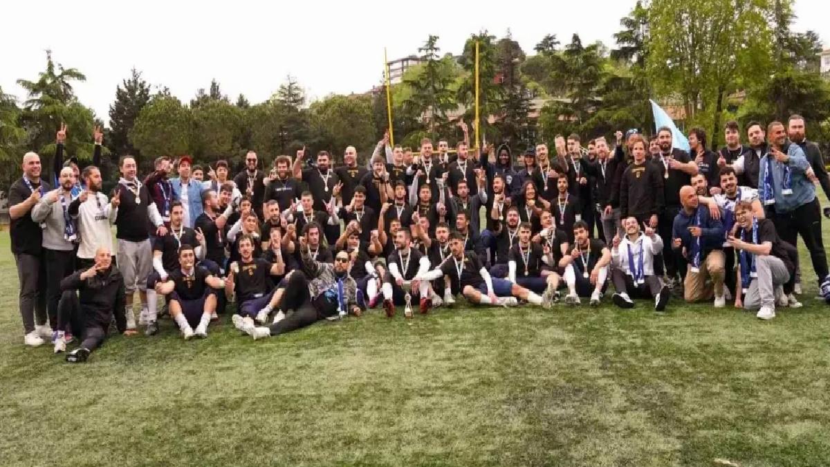Yaşar Üniversitesi Admirals Şampiyon Oldu