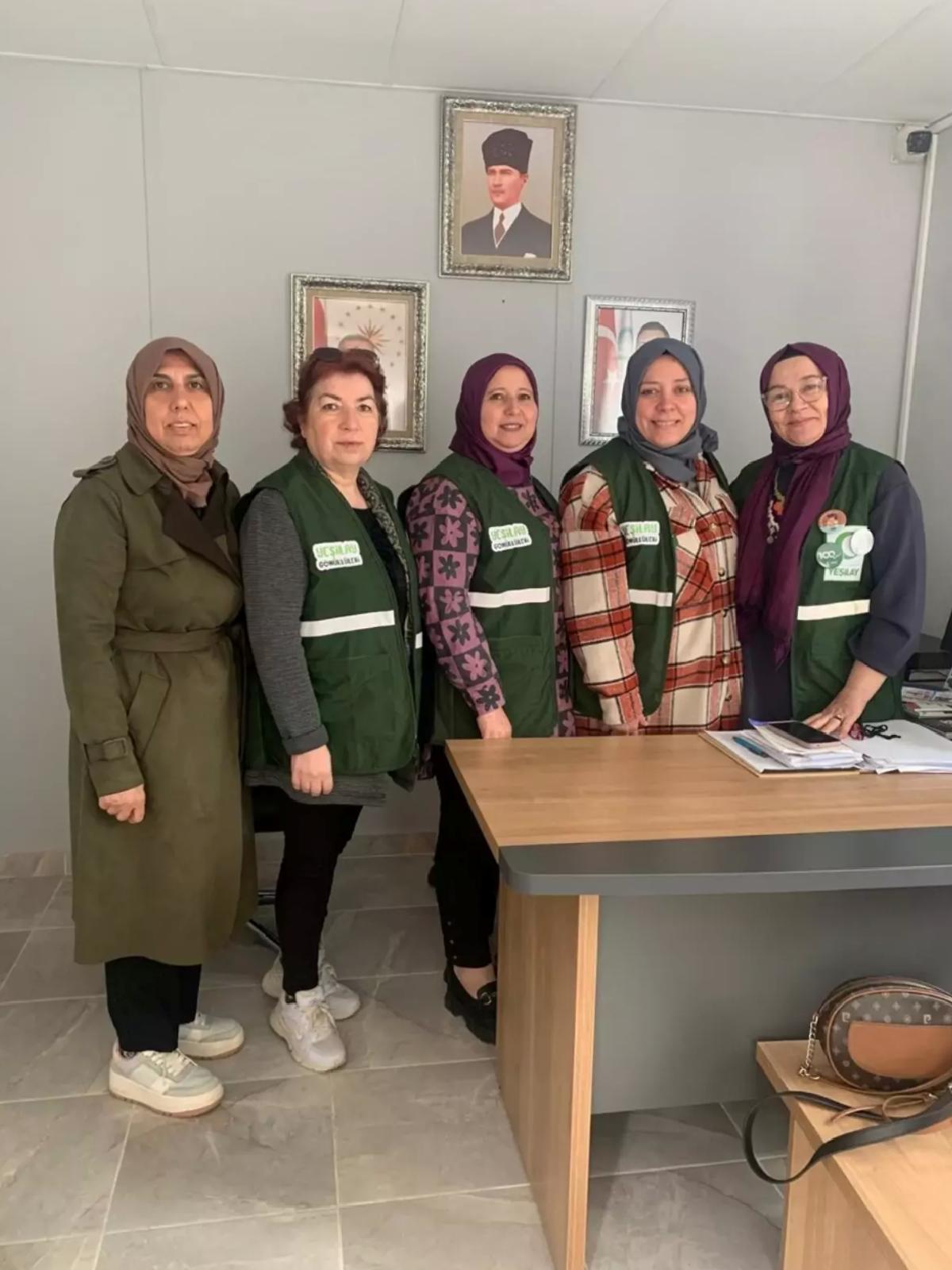 Yeşilay Kadın Komisyonu Muhtarları Ziyaret Etti